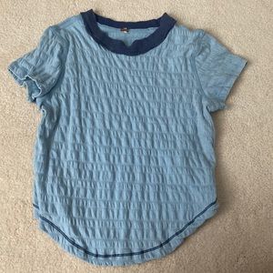 Free People Blue T-Shirt. Navy Collar. Size Medium